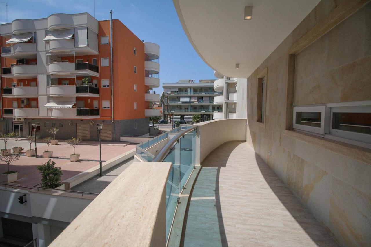Whitehouse- Monopoli Apartment Exterior foto